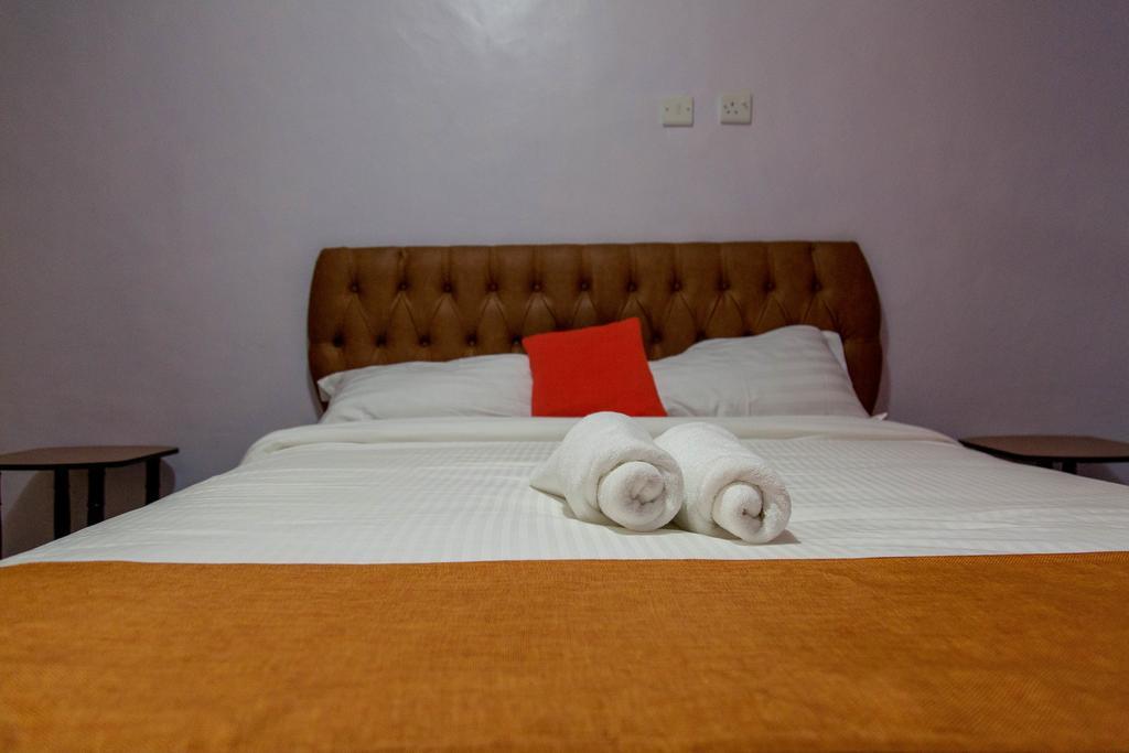 Kuniville Guest House ニエリ エクステリア 写真