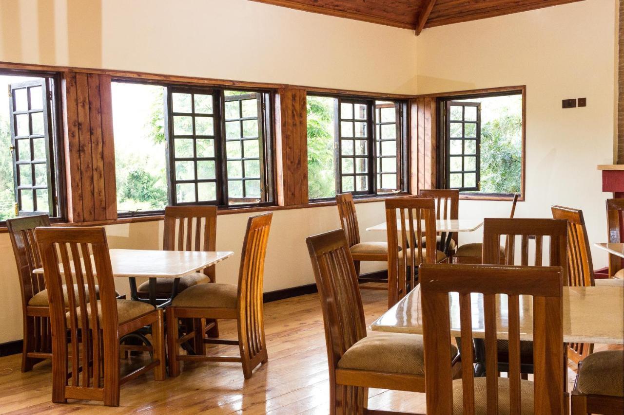 Kuniville Guest House ニエリ エクステリア 写真