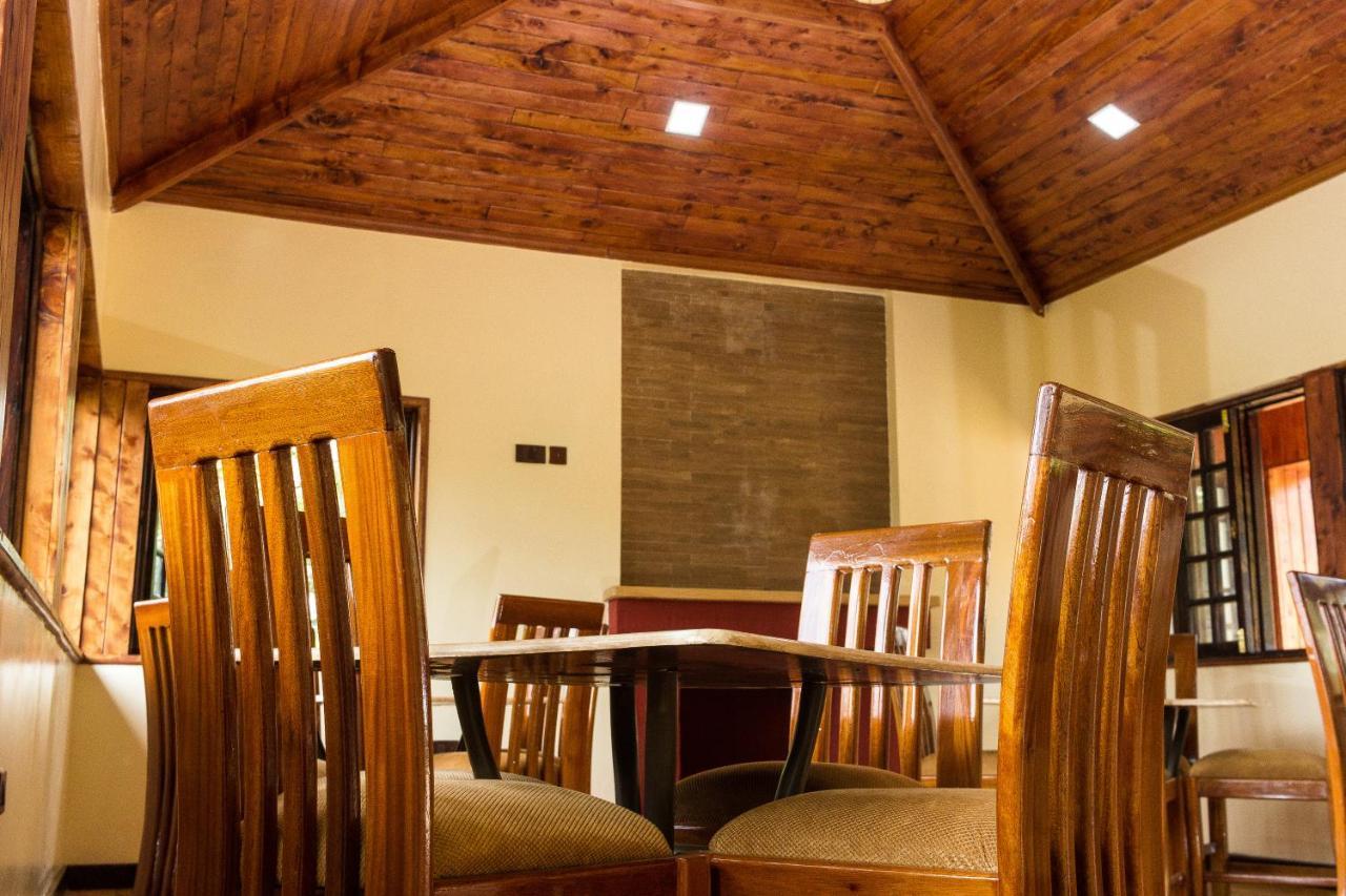 Kuniville Guest House ニエリ エクステリア 写真