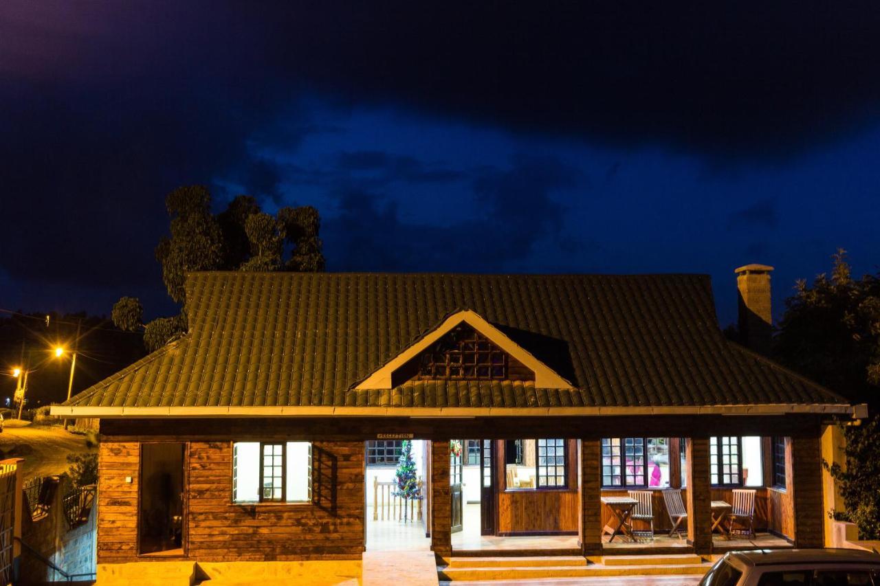 Kuniville Guest House ニエリ エクステリア 写真